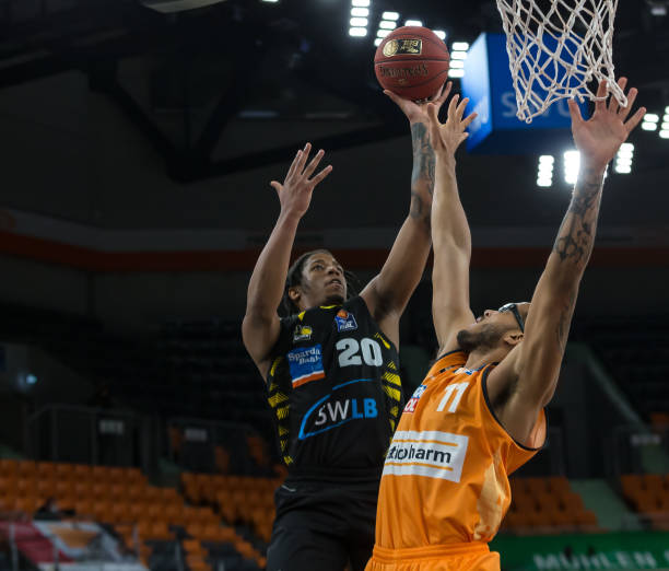 足坛魅魔 足坛魅魔